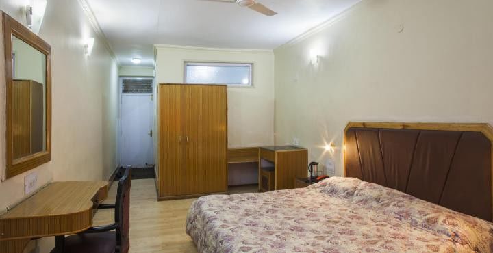 Hotel Pamposh Σριναγκάρ Εξωτερικό φωτογραφία